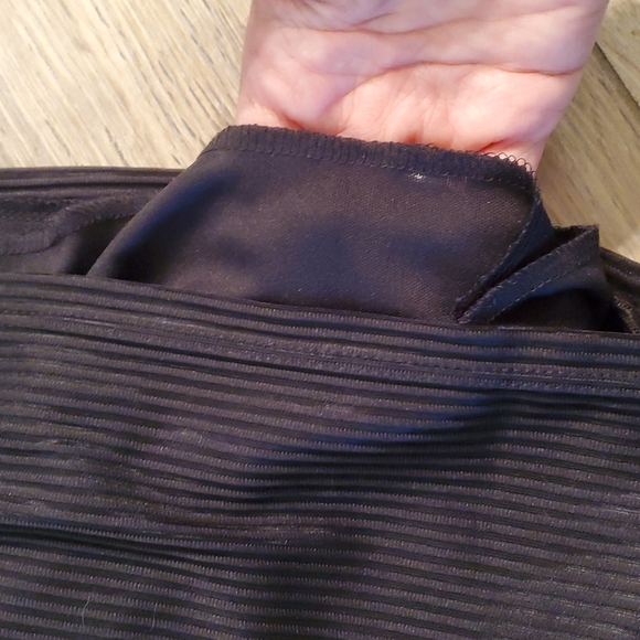 LBD Spaghetti Strap BEBE Cowl Back Neck Line Sz 6 NWT Super SEXY! EUC - Picture 4 of 8